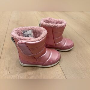 Pink Kids Girls Winter Snow Boots with Velcro Size 7